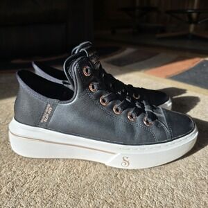 Women's Skechers Premium Leather Slip Ins Snoop One Double G  Sz 6 Discontinued